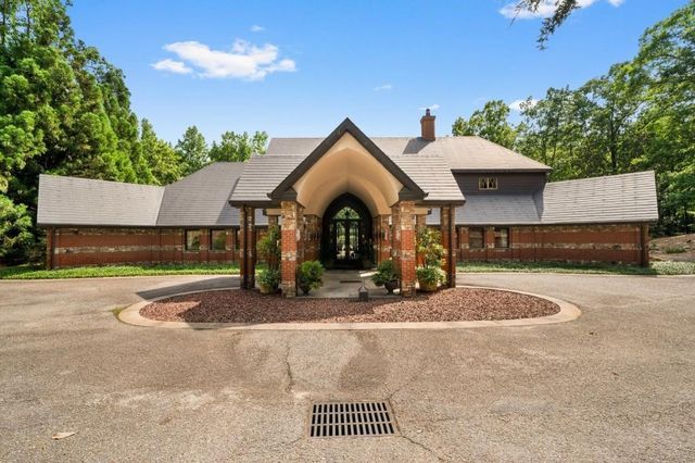 114 Lees Lake Road, Fayetteville, GA 30214
