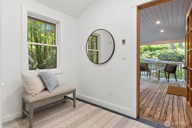 7026 Island Center Road NE, Bainbridge Island, WA 98110