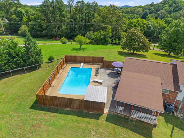 116 Swafford Lane NW, Charleston, TN 37310
