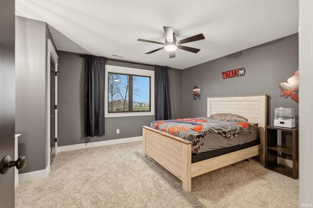 5587 Deer Hollow Road, Auburn, IN 46706