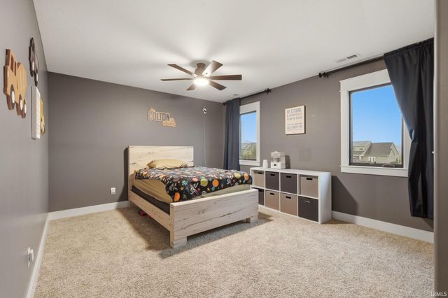 5587 Deer Hollow Road, Auburn, IN 46706