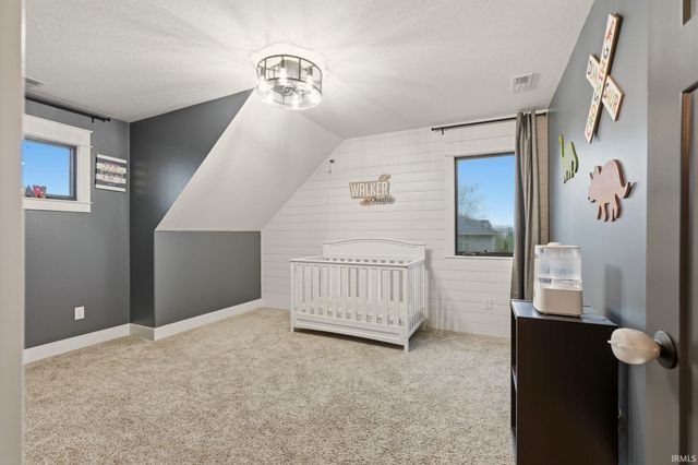 5587 Deer Hollow Road, Auburn, IN 46706