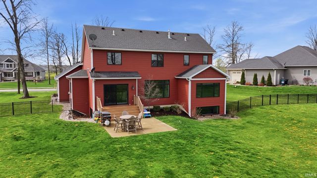 5587 Deer Hollow Road, Auburn, IN 46706