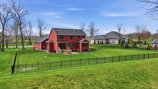 5587 Deer Hollow Road, Auburn, IN 46706