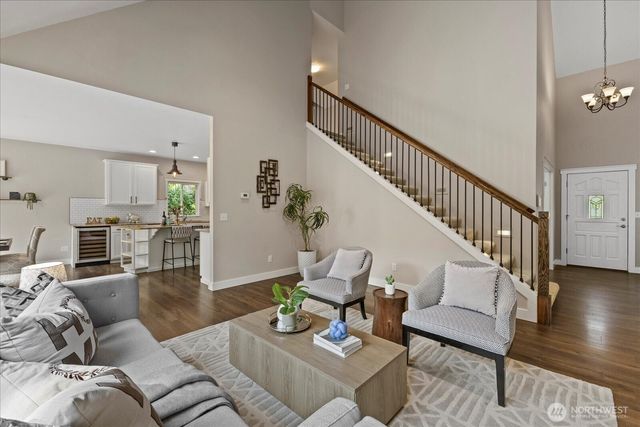 22005 260th Avenue SE, Maple Valley, WA 98038