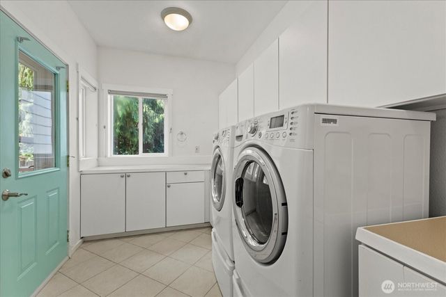 22005 260th Avenue SE, Maple Valley, WA 98038