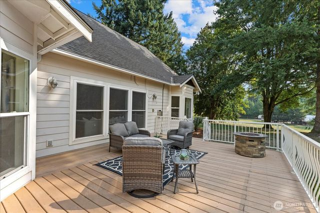 22005 260th Avenue SE, Maple Valley, WA 98038