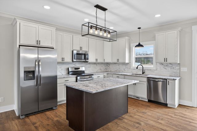 3485 Northwind Dr, Cookeville, TN 38506