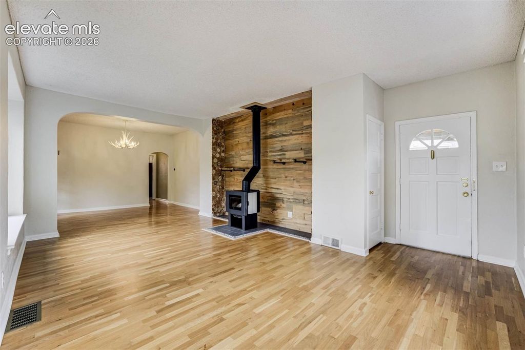 730 E San Miguel Street, Colorado Springs, CO 80903 — photo 3