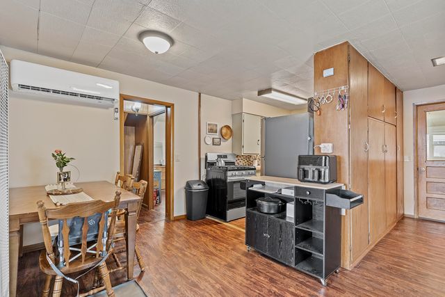 2930 W Lynn Street, Springfield, MO 65802