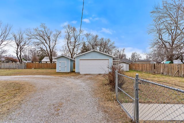 2930 W Lynn Street, Springfield, MO 65802