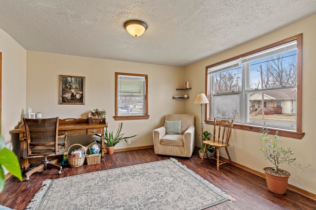 2930 W Lynn Street, Springfield, MO 65802