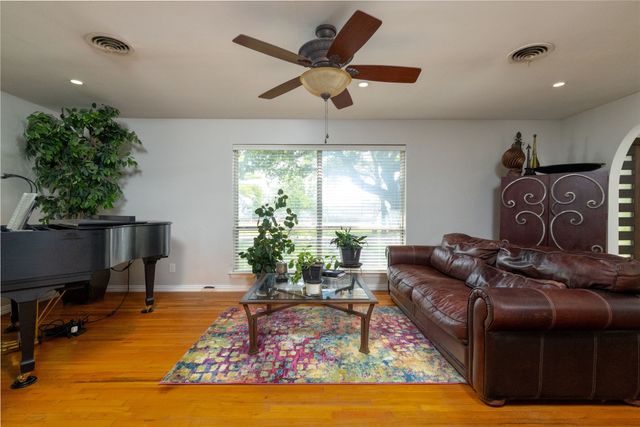 2640 Ridgecrest Drive, Southlake, TX 76092
