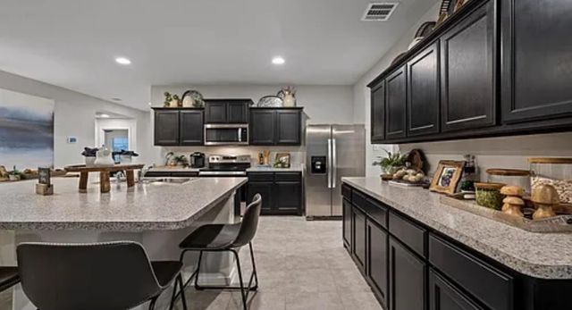 829 Loomis Trail, Justin, TX 76247