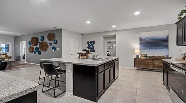 829 Loomis Trail, Justin, TX 76247