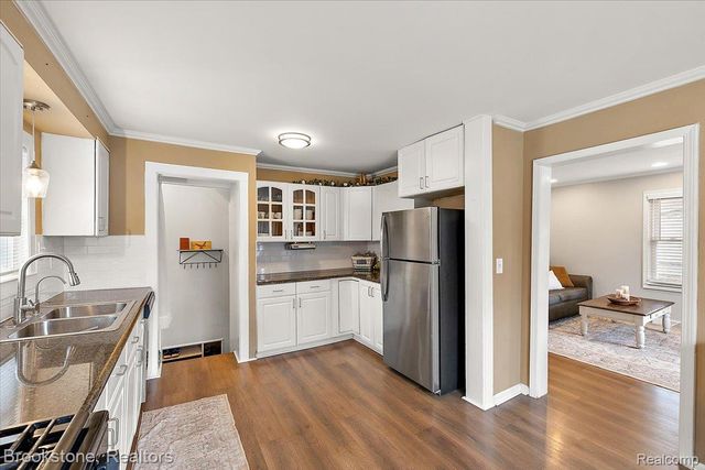 2281 Dexter Road, Auburn Hills, MI 48326