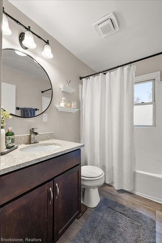 2281 Dexter Road, Auburn Hills, MI 48326