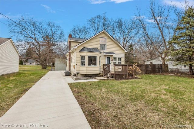 2281 Dexter Road, Auburn Hills, MI 48326