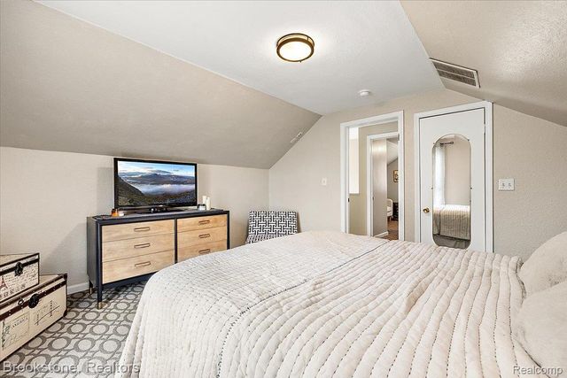 2281 Dexter Road, Auburn Hills, MI 48326