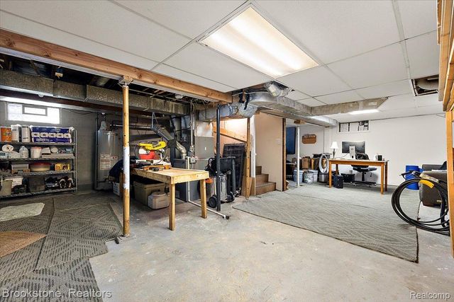 2281 Dexter Road, Auburn Hills, MI 48326