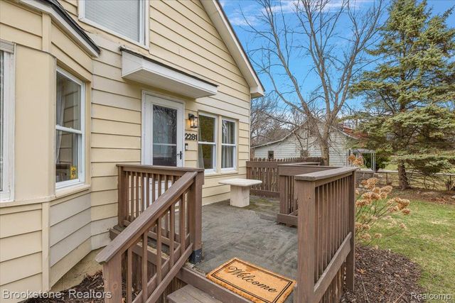 2281 Dexter Road, Auburn Hills, MI 48326