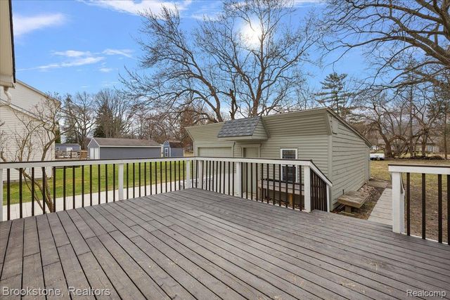 2281 Dexter Road, Auburn Hills, MI 48326