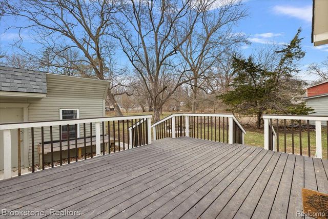 2281 Dexter Road, Auburn Hills, MI 48326