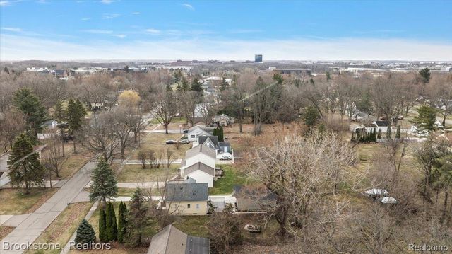 2281 Dexter Road, Auburn Hills, MI 48326