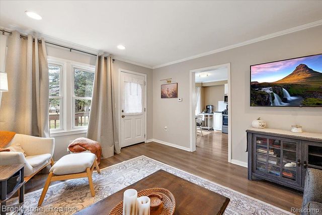 2281 Dexter Road, Auburn Hills, MI 48326