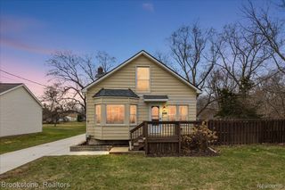 2281 Dexter Road, Auburn Hills, MI 48326