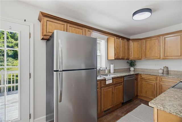 2537 Owen Drive, Winston-salem, NC 27106