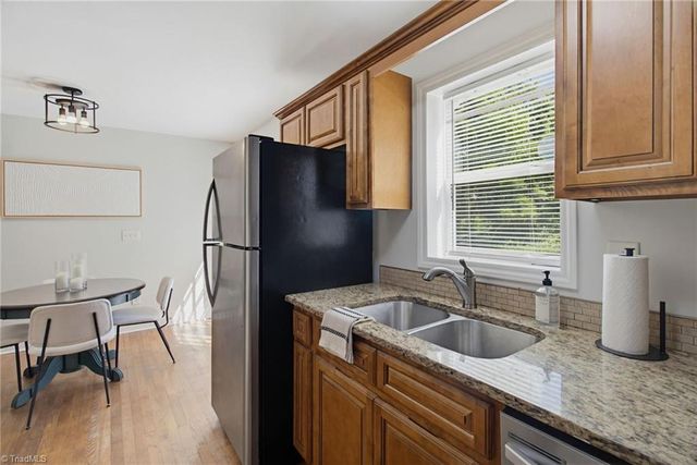 2537 Owen Drive, Winston-salem, NC 27106