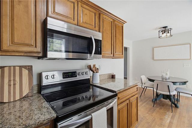 2537 Owen Drive, Winston-salem, NC 27106