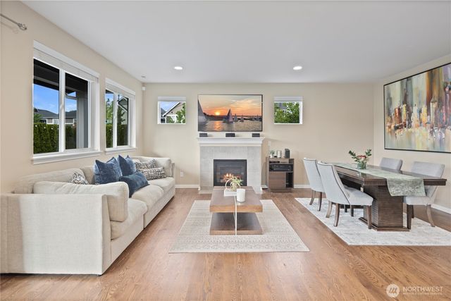 4422 Riverfront Boulevard, Everett, WA 98203