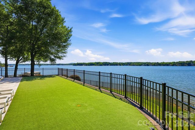 16525 Forest Home Road, Charlotte, NC 28278