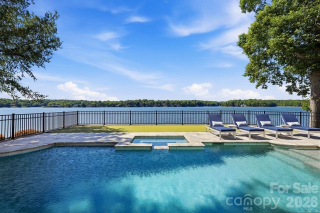 16525 Forest Home Road, Charlotte, NC 28278