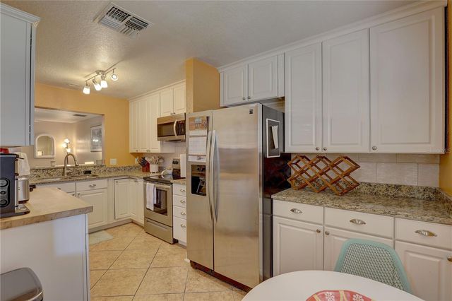 3903 BRIGADOON CIRCLE, Clearwater, FL 33759