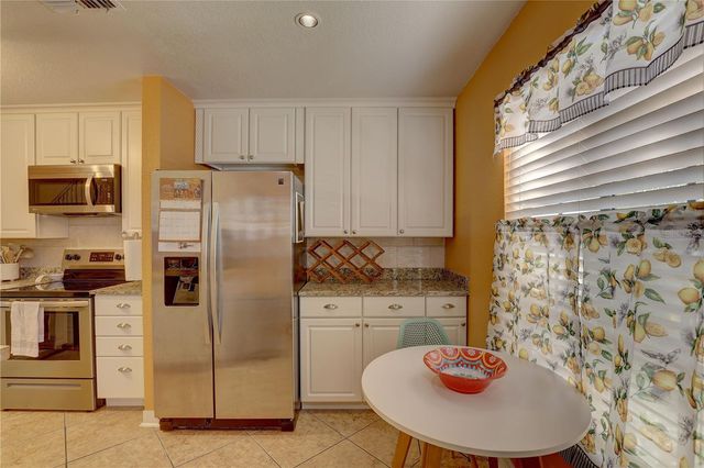 3903 BRIGADOON CIRCLE, Clearwater, FL 33759