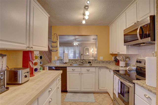 3903 BRIGADOON CIRCLE, Clearwater, FL 33759