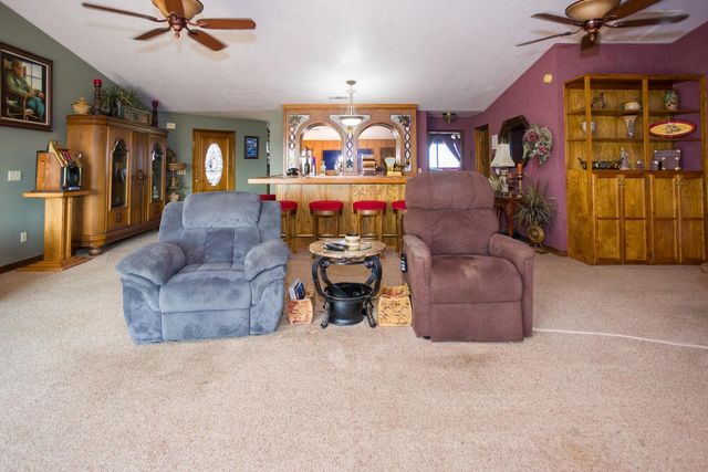 8924 Road 244, Terra Bella, CA 93270