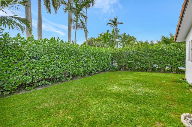 510 Silver Lane, Boca Raton, FL 33432