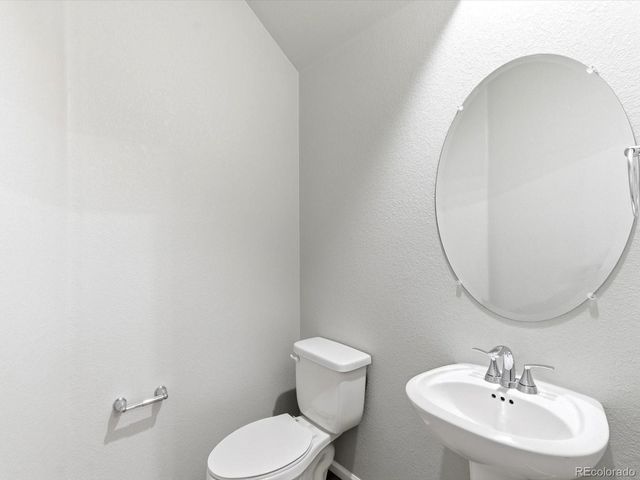 22163 E 7th Place, Aurora, CO 80018