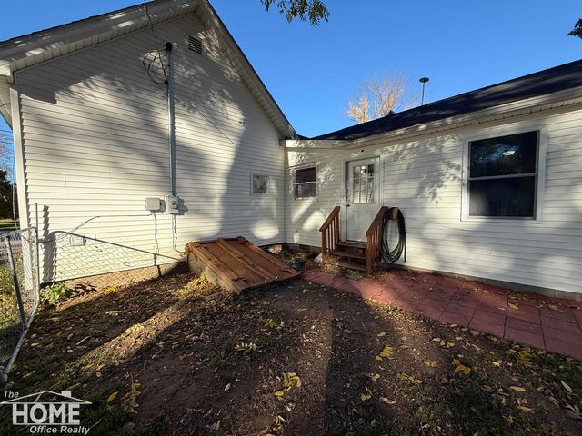 104 E Perry Street, Durand, MI 48429