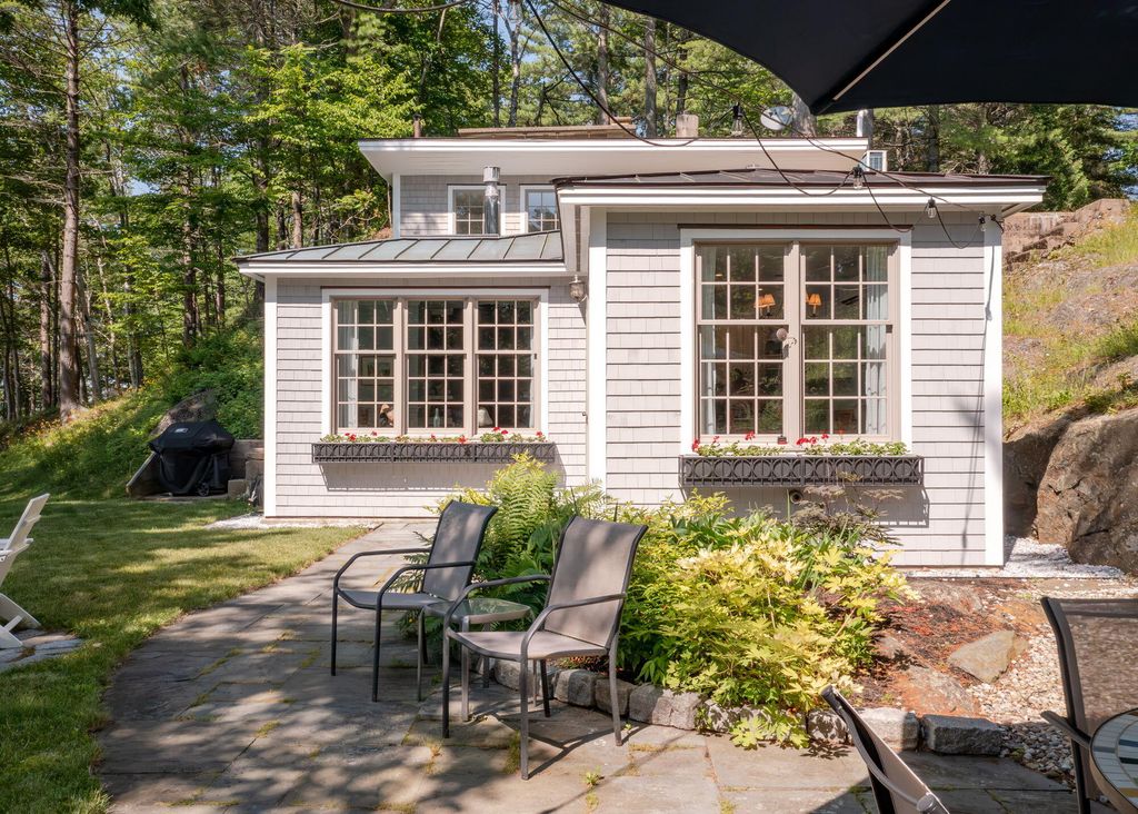 218 West Shore Drive, Portland, ME 04109 — photo 3