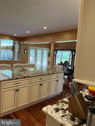 3911 ARBOR CREST WAY, Rockville, MD 20853