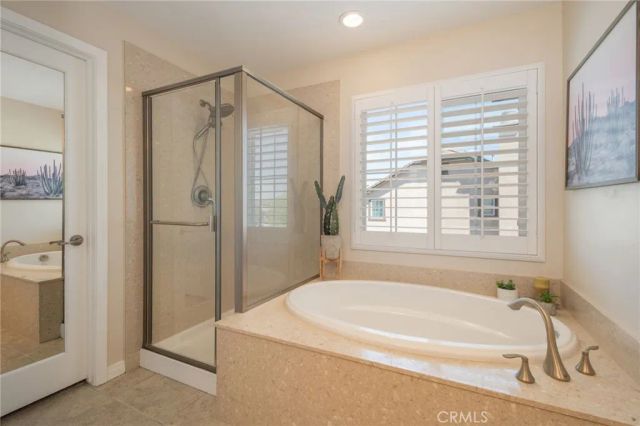 28802 Silversmith, Valencia, CA 91354