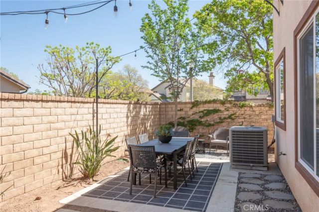 28802 Silversmith, Valencia, CA 91354