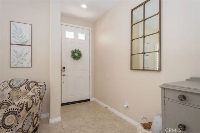 28802 Silversmith, Valencia, CA 91354
