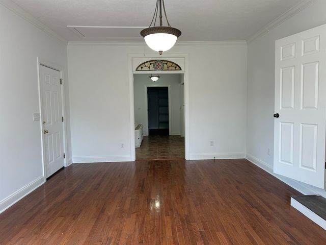 709 HINES GIN RD, Selmer, TN 38375