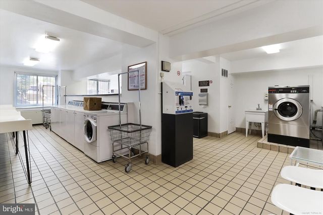 1900 LYTTONSVILLE RD #602, Silver Spring, MD 20910